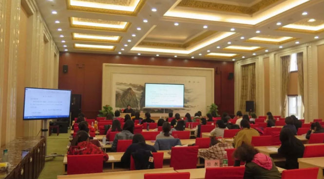 2018年中級(jí)會(huì)計(jì)職稱面授班全部開班了！